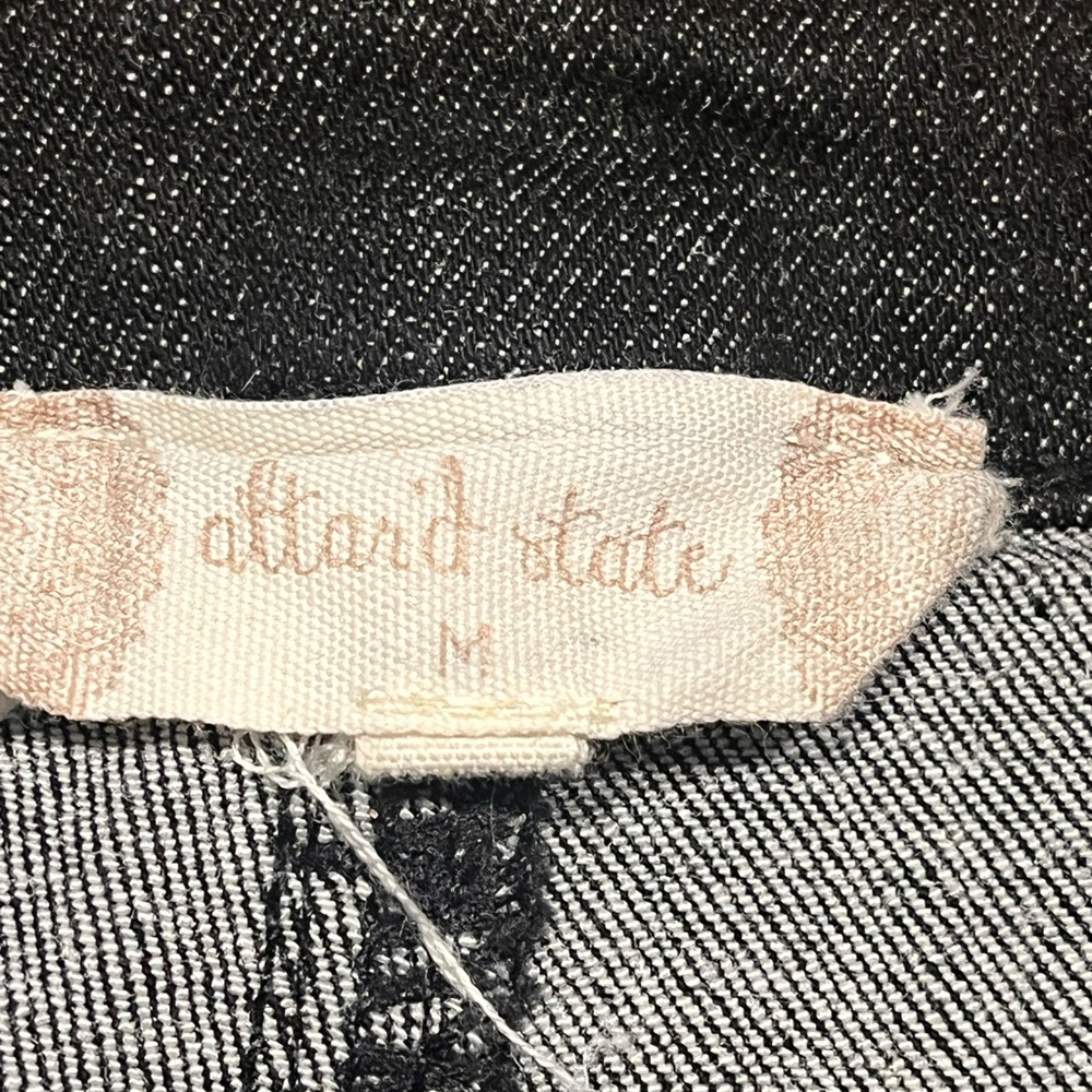LOOK LIKE LAINEY!  Altar'd State Black Flare Wide Leg Jeans - Picture 2 of 5